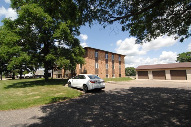 Building Photo - 1910 N Jefferson St
