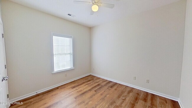 Building Photo - 111 Tylers Cove Way