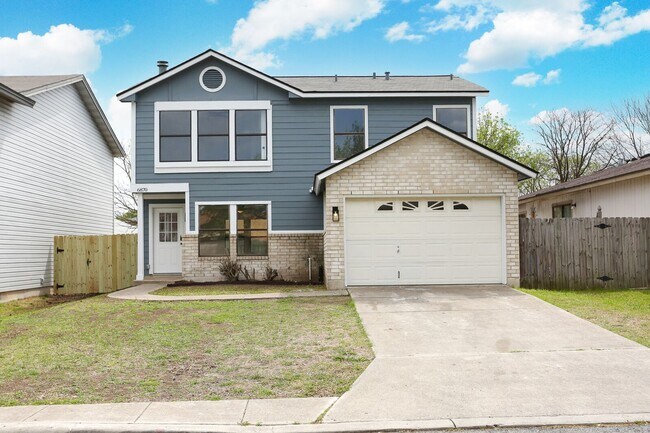 Primary Photo - RENOVATED 3-BEDROOM HOME IN CONVERSE, JUDS...