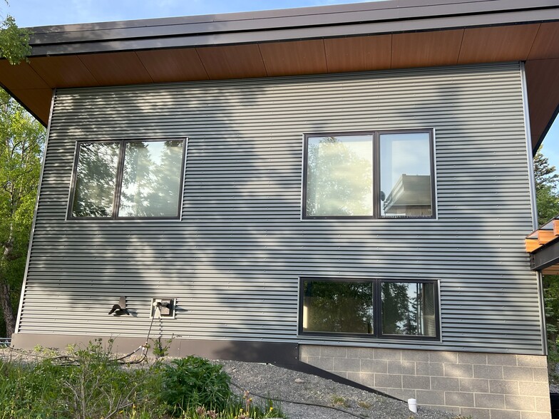 Primary Photo - 15420 Blair View Cir
