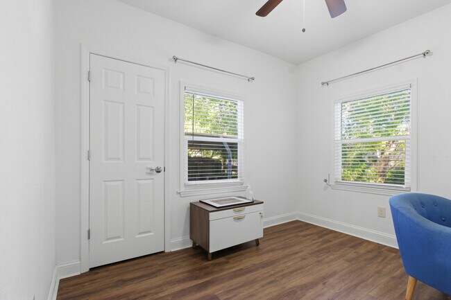 Building Photo - 3203 N Bailey St