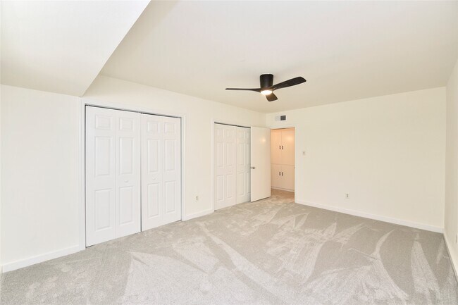 Building Photo - 2600 Bellefontaine St