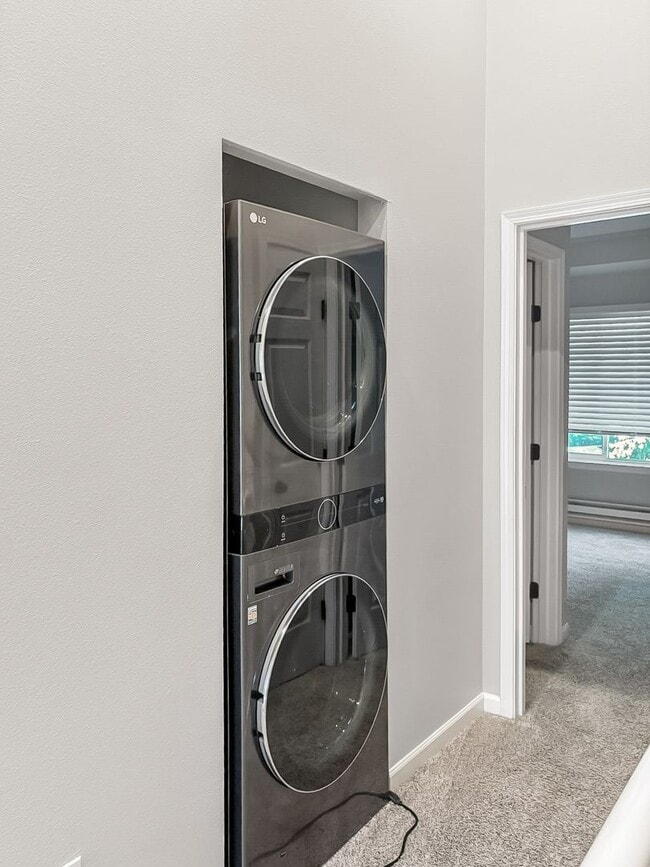 Building Photo - Affordable Bothell Condo