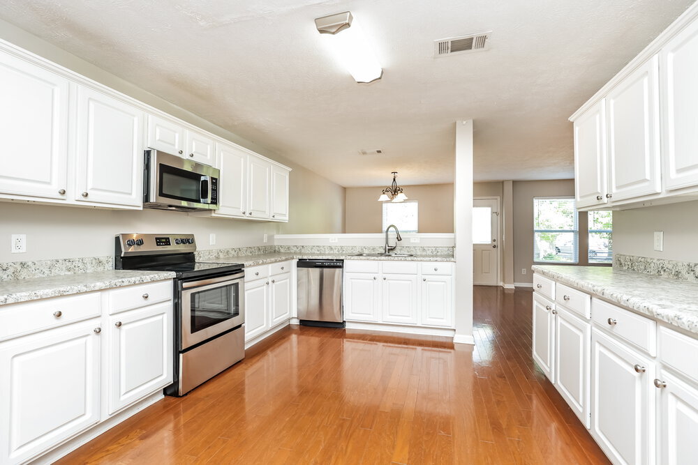 Building Photo - 227 Elderberry Way