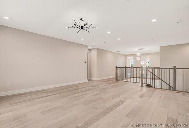 Building Photo - 10018 Skyloft St