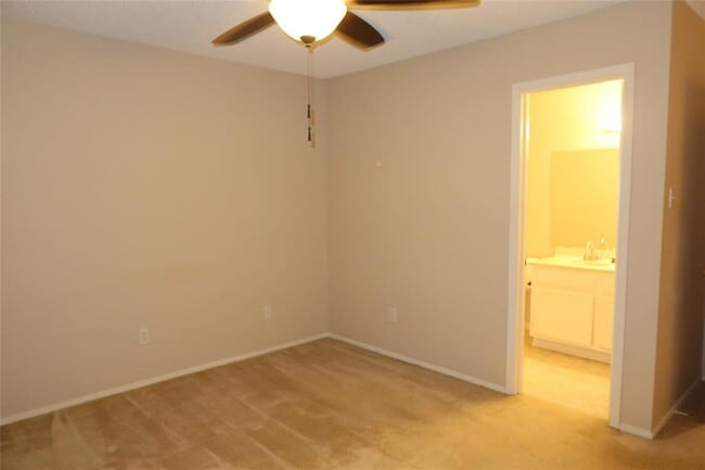 Building Photo - 4159 Steck Ave