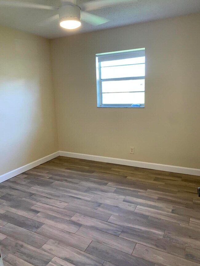 Building Photo - 2822 Duke Ln