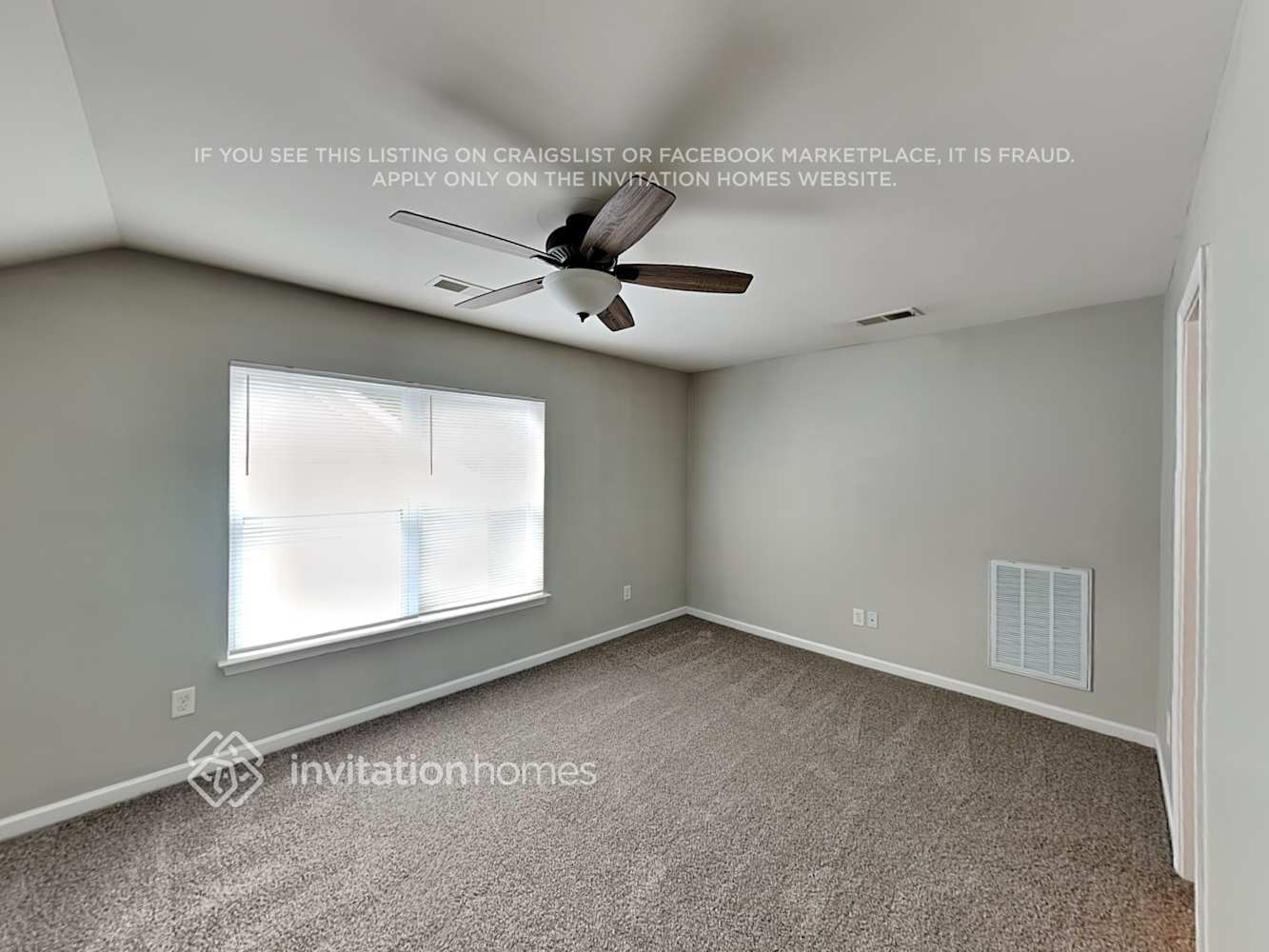 Building Photo - 13319 Pierre Reverdy Dr