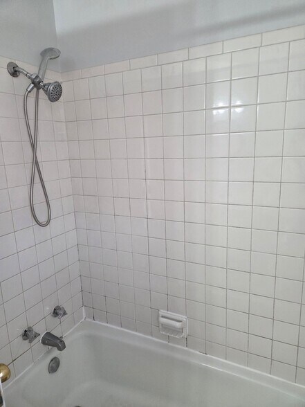 Building Photo - 8709 Countryshire Ln