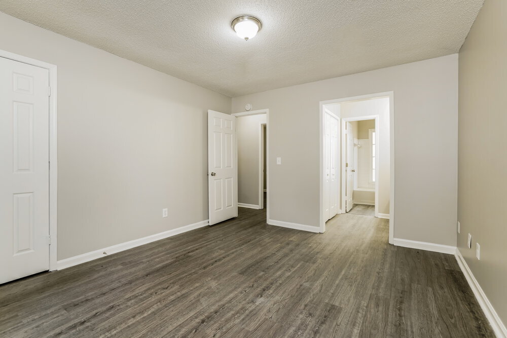 Building Photo - 3133 Glen Hollow Dr