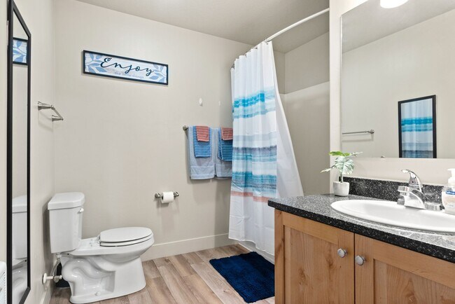 Building Photo - Adorable 2 bed/1 bath in Pocatello!