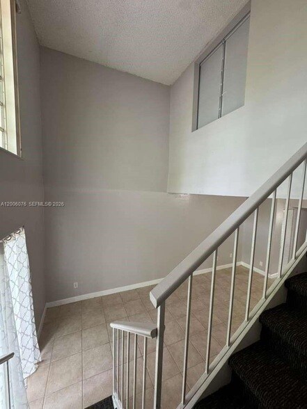 Building Photo - 8500 SW 109th Ave