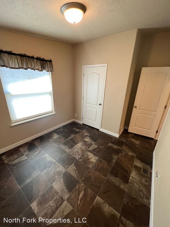 Building Photo - 2 br, 2 bath House - 89 E Prospectors Drive