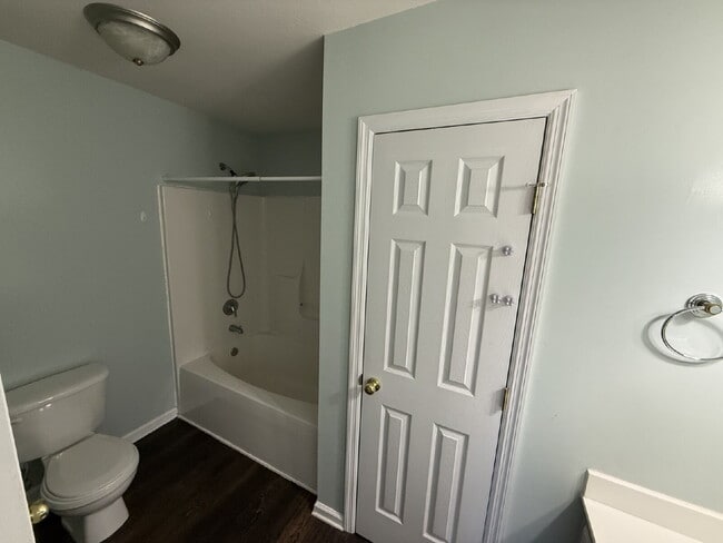 Building Photo - Charming 3-Bed, 2-Bath Home-106 Skipping Stone Lane