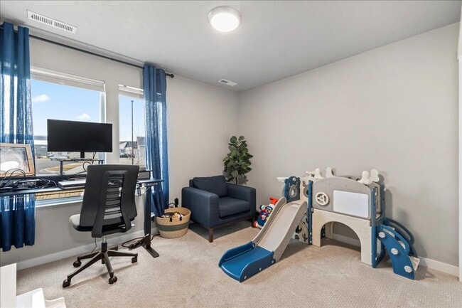 Building Photo - Single level 4bd/2ba/3 car garage Home in North Meridian