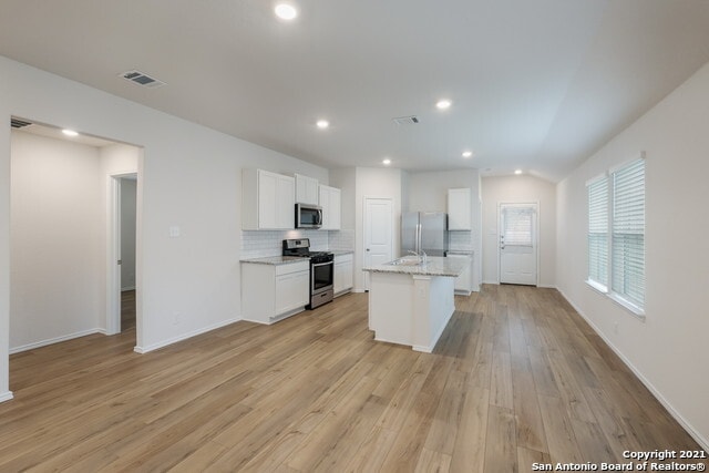 Building Photo - 3912 Claystone Canyon