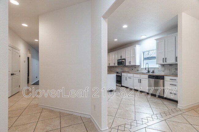 Building Photo - 103 Silver Terrace