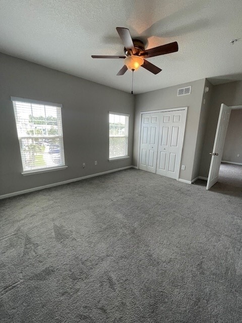 Building Photo - 8201 Green Parrot Rd