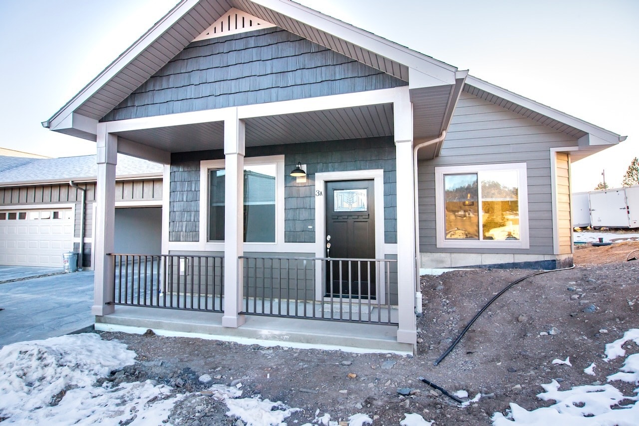 Building Photo - 3 Deer Run