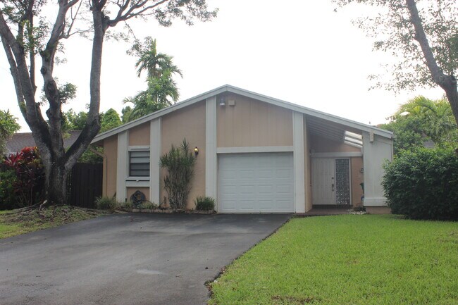 Primary Photo - 11756 SW 134th Pl