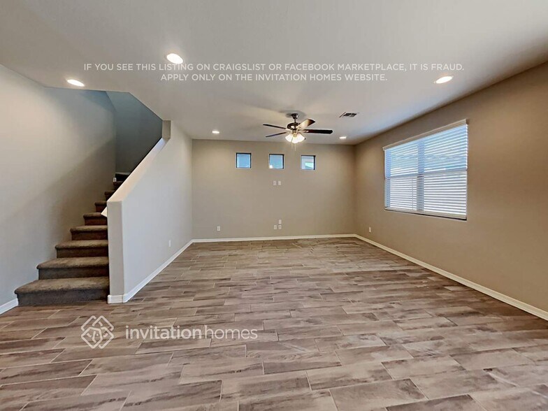 Building Photo - 2109 N 209th Ln