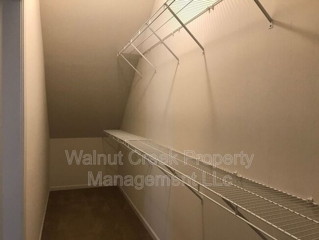 Building Photo - 7405 Battery Park Blvd