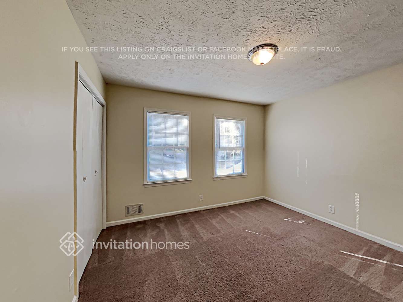 Building Photo - 1387 Williamsburg Ln