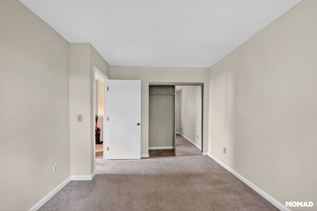 Building Photo - 120 Finley Forest Dr