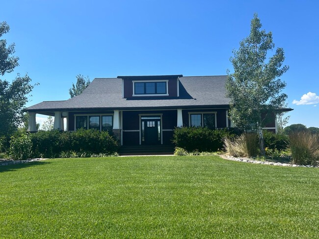 Primary Photo - Stunning luxury rental!
