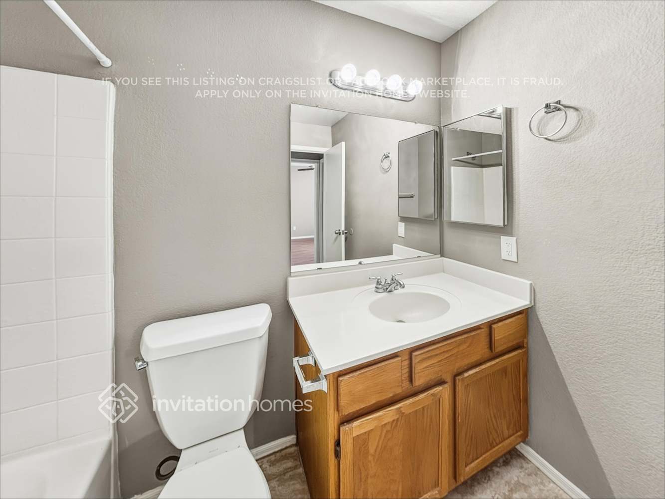 Building Photo - 16487 N 67th Dr