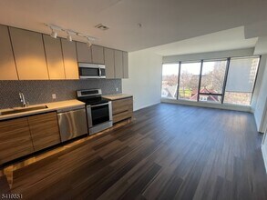 Building Photo - 315 S Harrison St