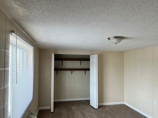 Building Photo - Morton Street Apartments