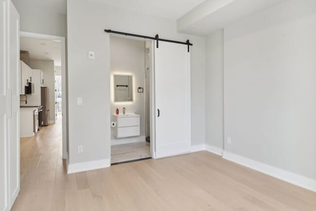 Building Photo - 2213 M St NE