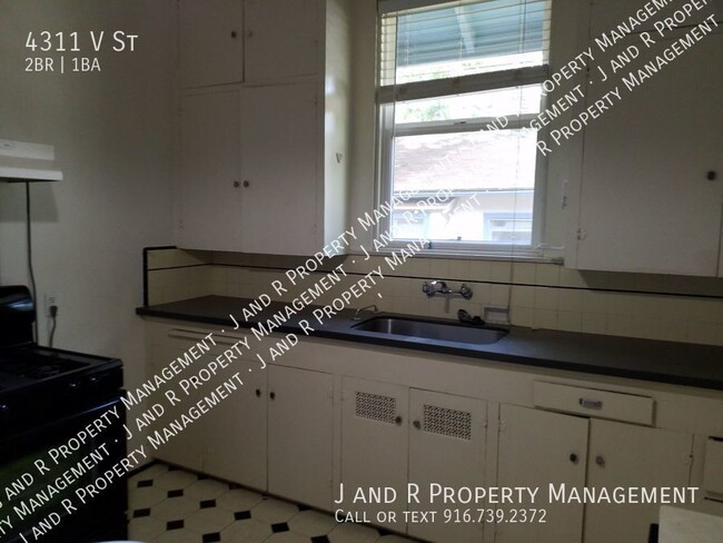 Building Photo - 4311 V St