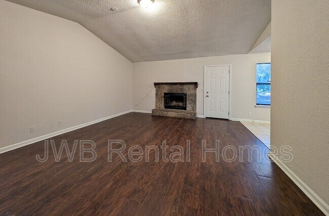 Building Photo - 4442 Georgetown Dr