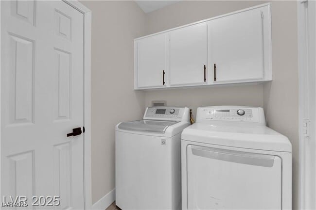 Building Photo - 632 Hitchen Post Dr