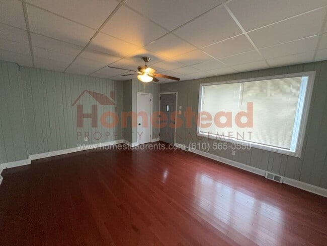 Building Photo - 141 Chadwick Ave