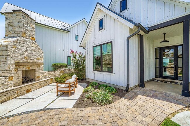 Building Photo - 19517 Flying J Blvd