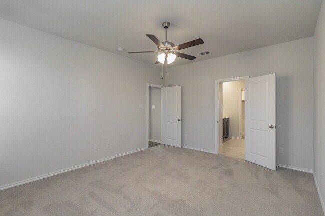 Building Photo - "Beautiful 3-Bedroom 2-Bath Oasis in Forney, TX: Spacious Living!"
