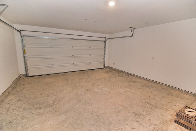 Building Photo - 4207 Palmetto Grv Ln