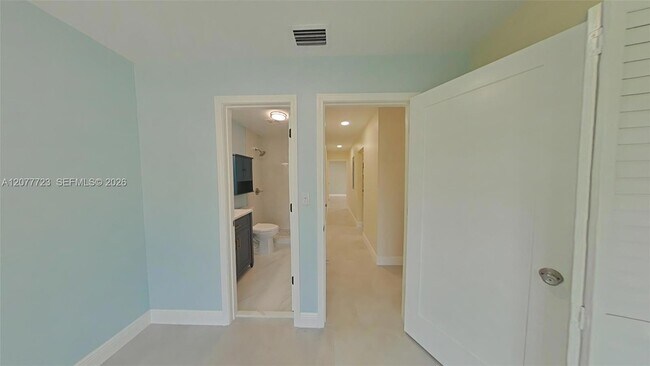 Building Photo - 8336 SW 10th Terrace