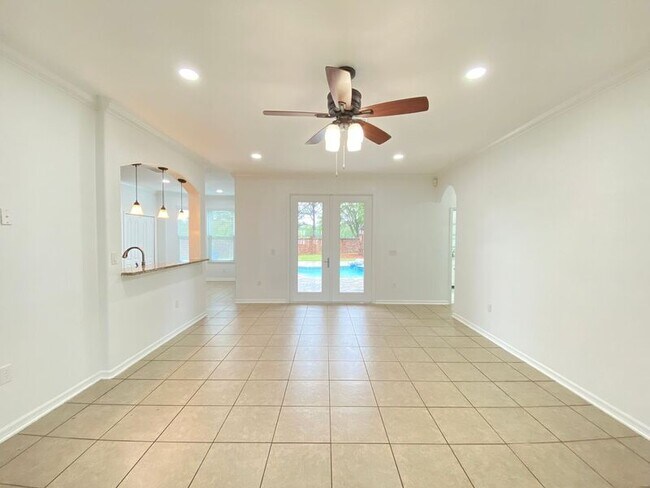 Building Photo - 13110 Moss Park Ridge Dr