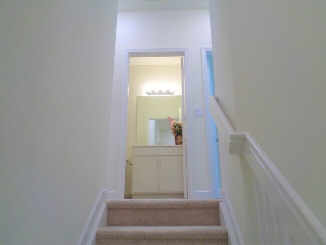 Building Photo - Vero Beach Rentals. Vero Beach Rent, LLC and Property Management Company