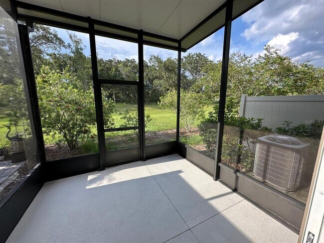 Building Photo - 3588 Brighton Park Cir