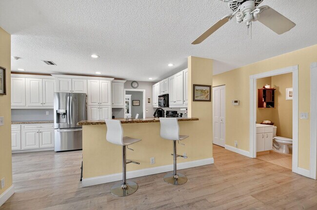 Building Photo - 7362 Ashley Shores Cir