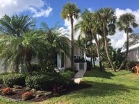 Building Photo - 408 La Costa St