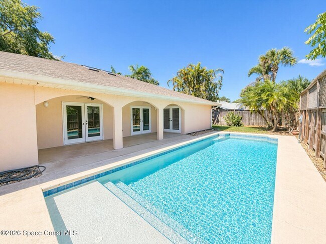 Building Photo - 270 Quail Dr