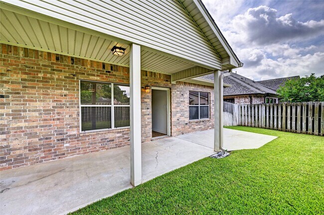 Building Photo - 12959 N Puffin Ln