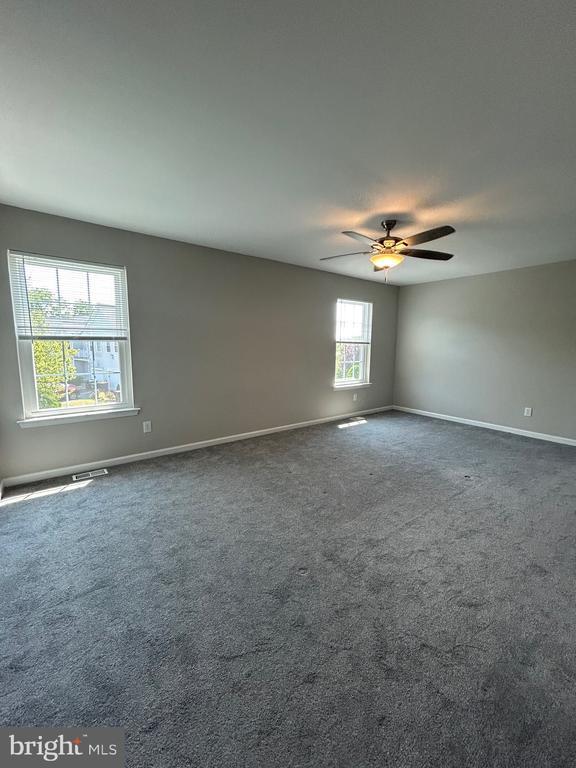 Building Photo - 606 Gunpowder Ct