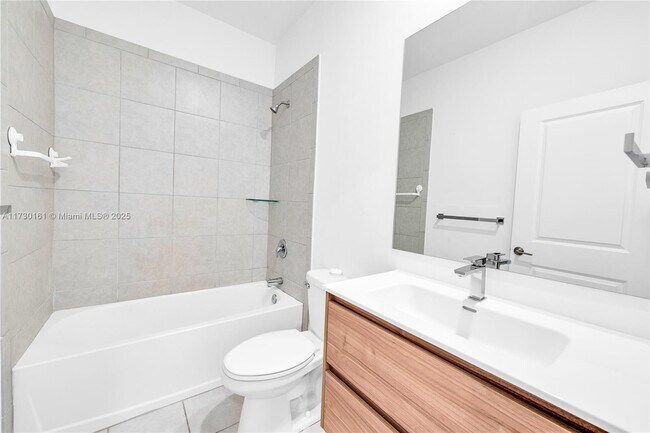 Building Photo - 11854 SW 246th Ln